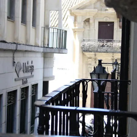 Hotel Hermanos Macias *